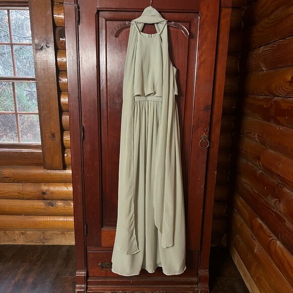JJ's House Pale Sage Lined Sleeveless Halter Bridesmaid/Prom Gown w/Sash Sz 2 - Picture 6 of 13